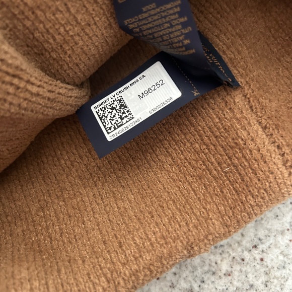 Louis Vuitton Crush Monogram Beanie - Picture 3 of 5